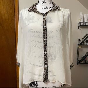 * Leopard trim button down top